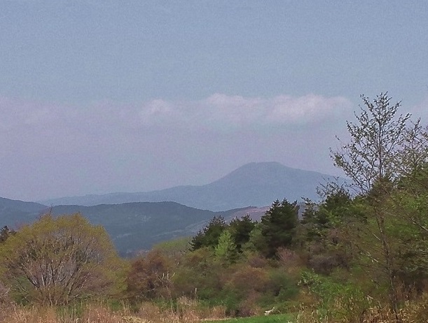 室根山